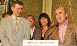 P. Assouline et D. Stefanakis, lauréats 2011 des Prix Méditerranée, sous l'égide du Conseil culturel UPM