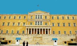 La Grèce durcit sa lutte contre la fraude fiscale