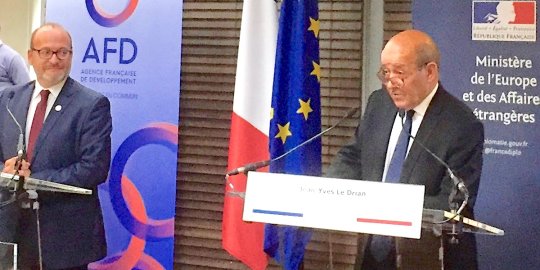 Jean-Yves Le Drian met en lumière à l'AFD le “nouveau cap” de l'aide publique au développement de la France