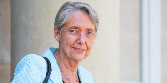 Pr A. MEBTOUL : La PM Élisabeth BORNE à Alger pour dynamiser la coopération France-Algérie, « en priorité sur les secteurs d'avenir »