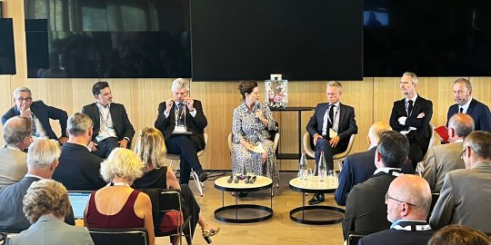 REF 2024 à Paris - Du Maghreb à l'Afrique du Sud, des personnalités françaises échangent sur le Continent…