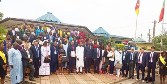 La recherche au service de l'Africanité : remise de bourses à la Pépinière doctorale de Yaoundé